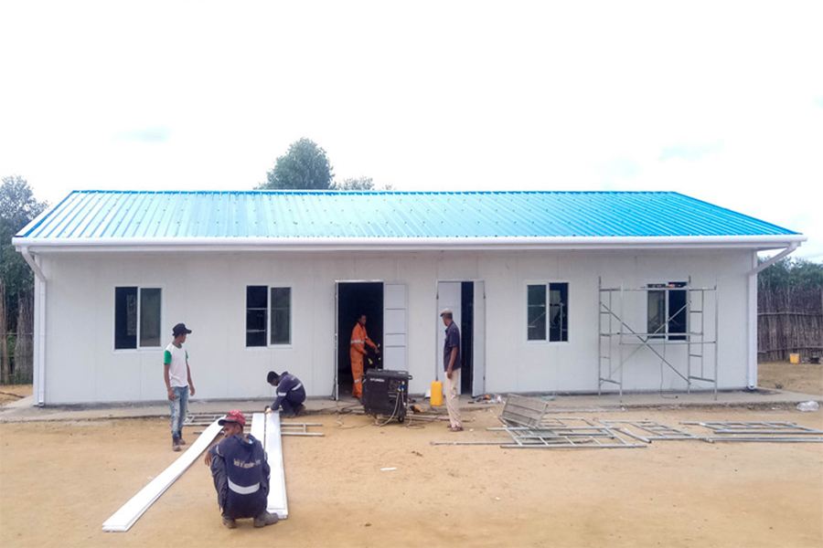 Board house in Madagascar1